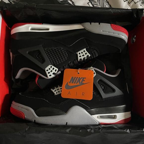 Jordan 4 retro bred 2019 - size 8.5 M / 10 W US / 41.5 EU - Picture 5 of 6